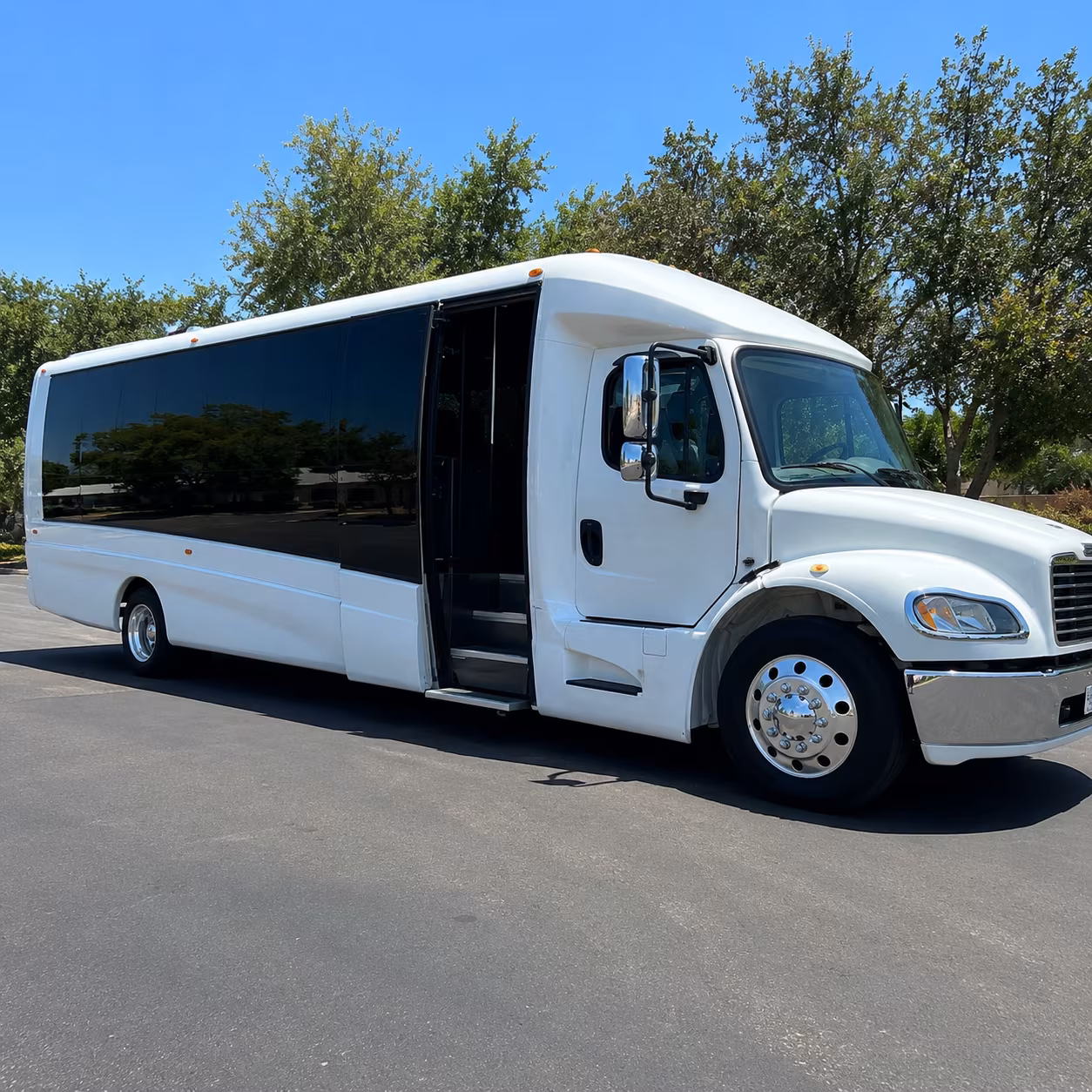 bus rentals for corporate retreats and team building events across the bronx and beyond