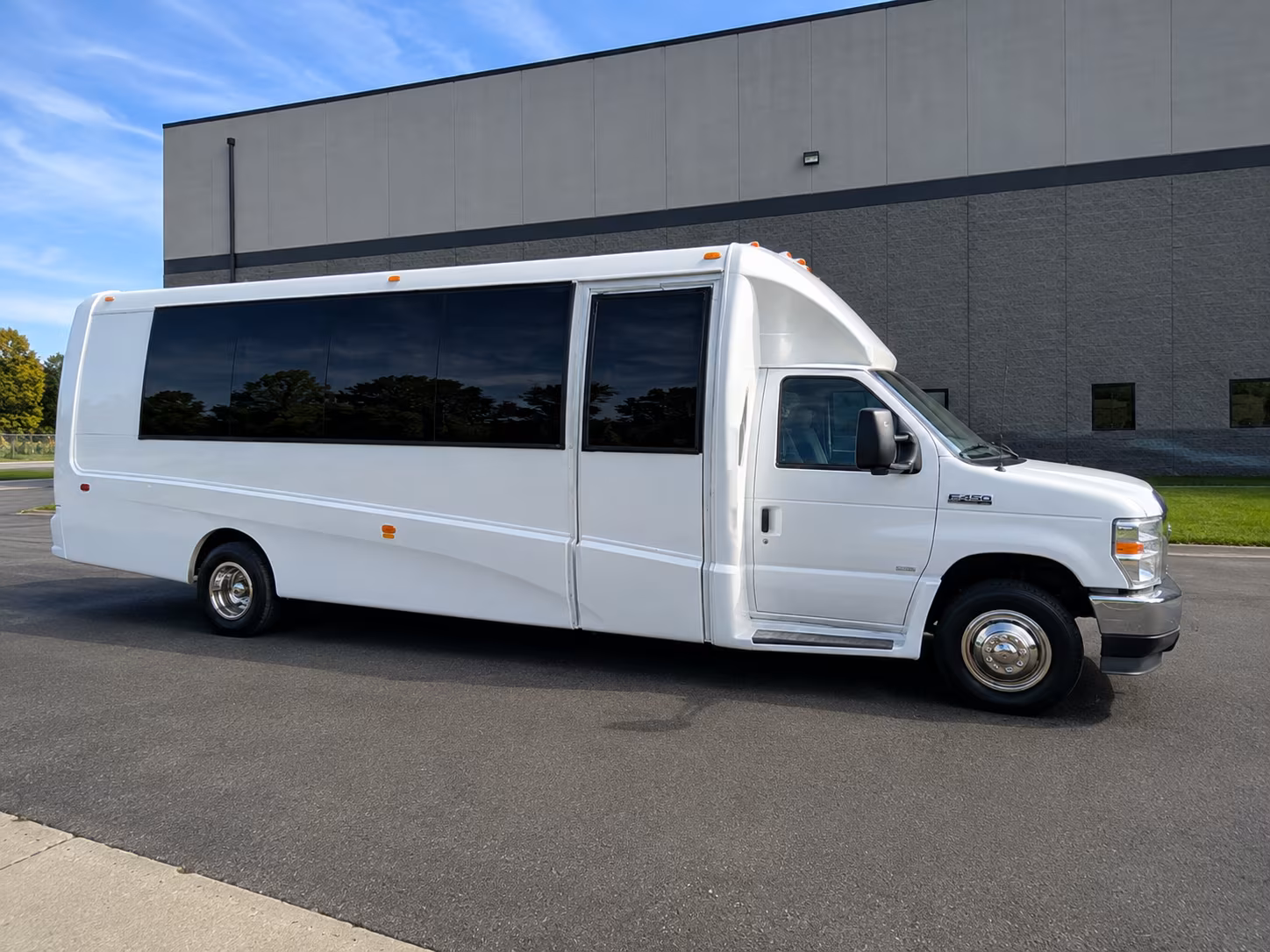 shuttle buses to governors ball panorama and new york city music festivals